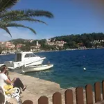 Lovely Split Level Apartment With Sea View, Pool, Free Parking And Wifi